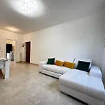 Kibilu - Via Sem Benelli Apartamento Milão